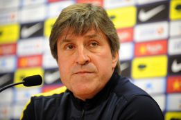 Roura: "No atiendo rumores, mis porteros son Valdés y Pinto" Roura: "No atiendo rumores, mis porteros son Valdés y Pinto"