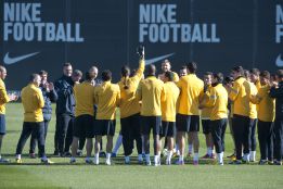 Diez jugadores del Barcelona pasan un control antidopaje Diez jugadores del Barcelona pasan un control antidopaje