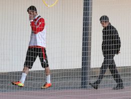 Baptistao vuelve a no entrenarse y es duda para el Bernabéu Baptistao vuelve a no entrenarse y es duda para el Bernabéu