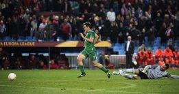 El Atlético creyó que el árbitro pitaría tras el saque de esquina El Atlético creyó que el árbitro pitaría tras el saque de esquina