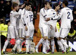 El Real Madrid se entrega a los puntos y renuncia al balón El Real Madrid se entrega a los puntos y renuncia al balón