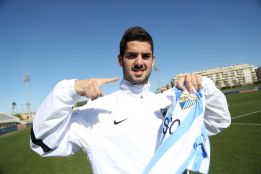 Isco Alarcón: "Aceptaría una salida si es para ayudar al club" Isco Alarcón: "Aceptaría una salida si es para ayudar al club"