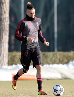 Allegri cita a El Shaarawy y no convoca a Nocerino y Flamini Allegri cita a El Shaarawy y no convoca a Nocerino y Flamini