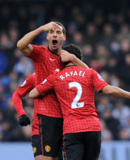 Rafael se reivindica con un gran gol y el United huele a campeón Rafael se reivindica con un gran gol y el United huele a campeón