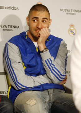 Benzema: “Estoy trabajando duro para ayudar al equipo” Benzema: “Estoy trabajando duro para ayudar al equipo”