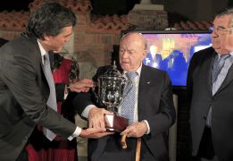 Di Stéfano: "Será difícil, pero confío en que el Madrid pase" Di Stéfano: "Será difícil, pero confío en que el Madrid pase"