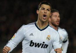 Cristiano Ronaldo: "Hemos hecho un partido enorme" Cristiano Ronaldo: "Hemos hecho un partido enorme"