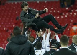 El presidente del Swansea confía en la continuidad de Laudrup El presidente del Swansea confía en la continuidad de Laudrup