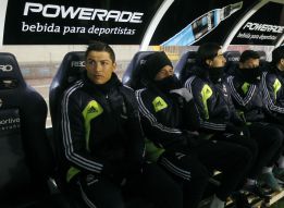 Cristiano Ronaldo será suplente en el Clásico de mañana sábado Cristiano Ronaldo será suplente en el Clásico de mañana sábado
