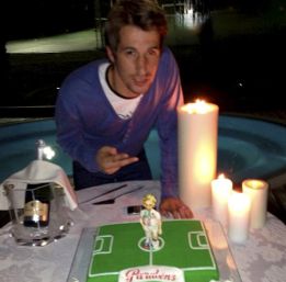 http://as01.epimg.net/futbol/imagenes/2013/03/12/primera/1363048809_267856_1363048912_noticia_normal.jpg