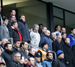 http://as01.epimg.net/futbol/imagenes/2013/03/18/champions/1363566132_458788_1363566201_noticia_normal.jpg