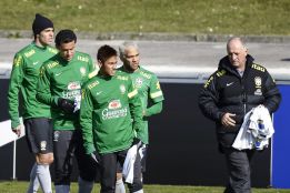 http://as01.epimg.net/futbol/imagenes/2013/03/19/internacional/1363724649_291157_1363724876_noticia_normal.jpg