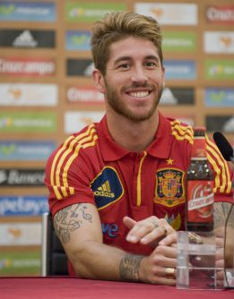 http://as01.epimg.net/futbol/imagenes/2013/03/19/seleccion/1363686785_007342_1363686962_noticia_normal.jpg