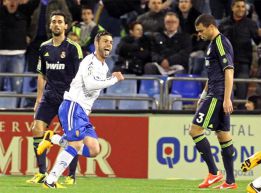 http://as01.epimg.net/futbol/imagenes/2013/04/01/primera/1364820956_350929_1364821436_noticia_normal.jpg