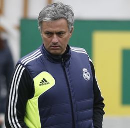 El Chelsea admite que Mourinho podría volver al equipo inglés