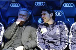 http://as01.epimg.net/futbol/imagenes/2013/04/14/primera/1365974714_937345_1365974795_noticia_normal.jpg