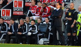 Roberto Martínez, principal candidato para sustituir a Moyes Roberto Martínez, principal candidato para sustituir a Moyes