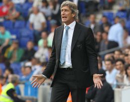 Manuel Pellegrini abre la puerta y se acerca al Manchester City Manuel Pellegrini abre la puerta y se acerca al Manchester City