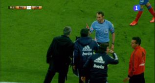 Mourinho fue expulsado por Clos Gómez en el minuto 75