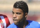 Casquero pone los goles de un partido con poca intensidad