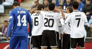 Mathieu adelanta al Valencia