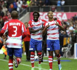 El Granada pasa por encima a Osasuna y acaricia la salvación