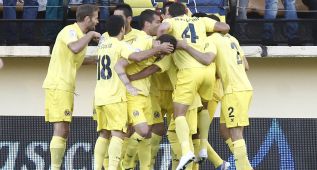 El Villarreal golea al Girona y pone la directa hacia Primera