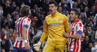 Mou querría a Courtois y Essien en el Chelsea, pero no a Torres