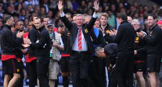 Sir Alex Ferguson se despide con un festival de goles