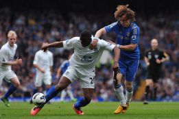 En Inglaterra apuestan por David Luiz como el recambio de Pepe En Inglaterra apuestan por David Luiz como el recambio de Pepe