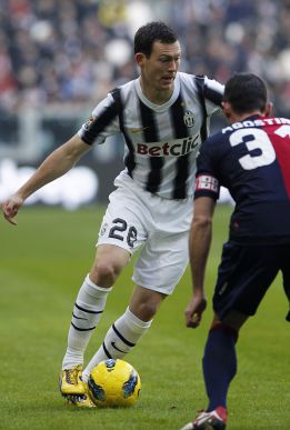 El Real Madrid y la Juventus negocian por Lichtsteiner El Real Madrid y la Juventus negocian por Lichtsteiner