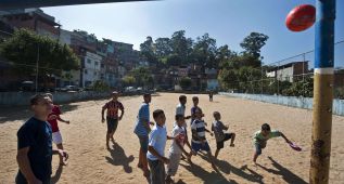 Brasil respira fútbol