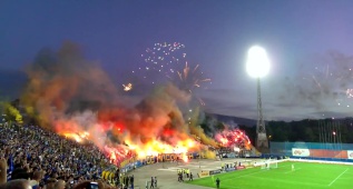 Al Levski Sofia se le va la mano con los fuegos artificiales