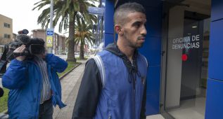 El Racing acuerda con Bouazza la rescisión de su contrato