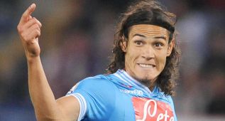 Carlo Ancelotti ha pedido a Edinson Cavani para el ataque