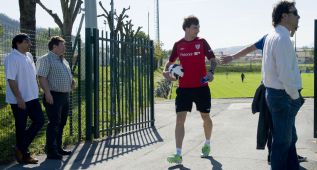 El Fulham hace oficial el fichaje de Amorebieta por cuatro años
