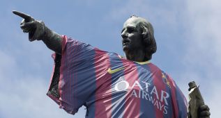 El Barcelona ‘ficha’ a Colón y calienta el derbi del domingo