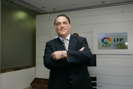 Tebas: "La LFP hará todo lo posible para ayudar al Xerez" Tebas: "La LFP hará todo lo posible para ayudar al Xerez"