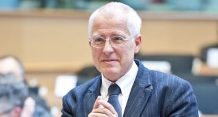 La policía y el Eurodiputado Martin no se ponen de acuerdo