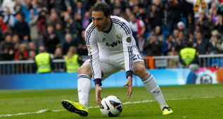 La Juve se planta en 25 kilos por Higuaín a pagar en cuatro años
