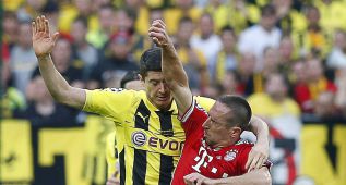 Rizzoli no castigó un codazo de Ribèry a Robert Lewandowski