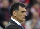 Mendilibar: "Seguro que el Sevilla no nos regala nada"
