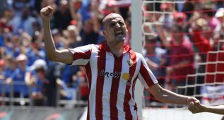 El Almería se sitúa segundo y mete presión al Villarreal