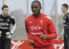 Yven Moyo, internacional del Congo, llega a prueba a Gijón