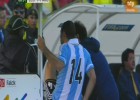 Mascherano fue expulsado por dar dos patadas a un camillero