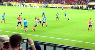 El 'tiki taka' de España comenzó en el rondo del calentamiento