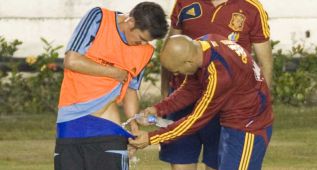 Susto de Villa durante la segunda jornada de entrenamiento