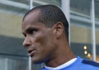 Rivaldo: "Es una pena que estén gastando tanto dinero"