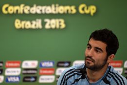 http://as01.epimg.net/futbol/imagenes/2013/06/19/seleccion/1371665139_220607_1371665374_noticia_normal.jpg