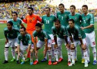 O Globo: 9 mexicanos en un streaptease tras caer con Italia